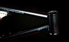 Cadre VTT Enduro 160mm en acier et sur mesure
