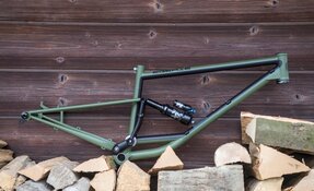 Cadre VTT Enduro en acier Reynolds 631, sur mesure fabriqué à la main en France
