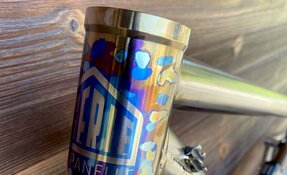Cadre ALL MOUNTAIN tout suspendu Titane et acier INOX fabriqué en France