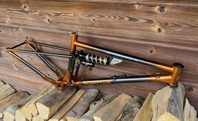 Cadre enduro suspendu acier fabriqué en France - Columbus Zona