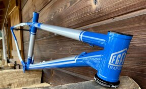 Cadre VTT sur mesure en acier fabriqué en France