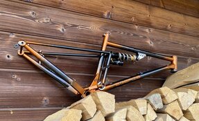Cadre enduro suspendu acier fabriqué en France - Columbus Zona