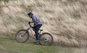 VTT ALLMOUNTAIN ENDURO tout suspendu Titane et acier fabriqué en France