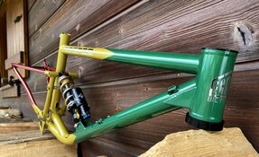 Cadre EGERIE enduro tout suspendu sur mesure en acier fabriqué en France
