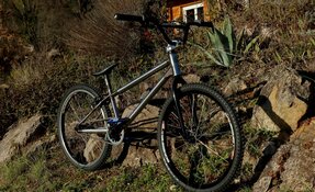 Cadre BMX Race Cruiser 24 sur mesure en acier fabriqué en France