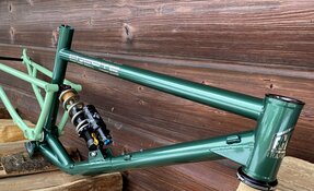 Cadre EGERIE enduro tout suspendu en acier fabriqué en France
