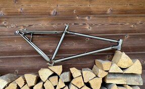 VTT semi rigide 27,5 pouces en acier sur mesure, fabriqué en France