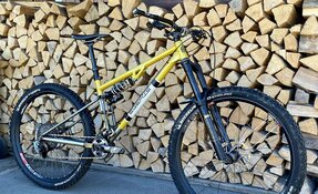Cadre VTT tout suspendu Enduro 160mm en acier et sur mesure - Columbus Zona