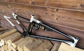 Cadre VTT Enduro 160mm en acier et sur mesure - Columbus Zona