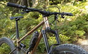 VTT ENDURO HIGH PIVOT fabriqué en France - acier Reynolds 853 et 631