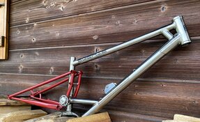 Cadre VTT de Descente DH Titane/acier pour boite de vitesse fabriqué en (…)