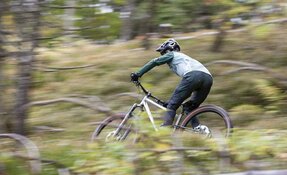 VTT ALLMOUNTAIN ENDURO tout suspendu Titane et acier fabriqué en France