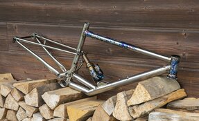 Cadre EGERIE ALLMOUNTAIN/ENDURO en Titane et acier INOX fabriqué en France
