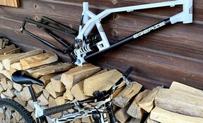 Cadre VTT Descente façon "SUNN RADICAL PLUS 1999" - avec son (…)