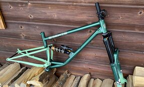Cadre EGERIE enduro tout suspendu en acier fabriqué en France avec fourche (…)