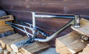 Cadre VTT tout suspendu All Mountain 32" en acier fabriqué en France