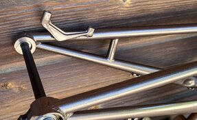 Cadre ENDURO HIGH PIVOT fabriqué en France - acier Reynolds 853 et 631