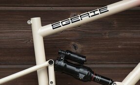 Cadre EGERIE enduro tout suspendu sur mesure en acier fabriqué en France