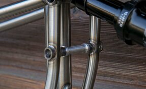 Cadre VTT Enduro en acier inoxydable Reynolds 921 fabriqué en France