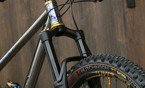 VTT ALL MOUNTAIN tout suspendu Titane et acier INOX fabriqué en France