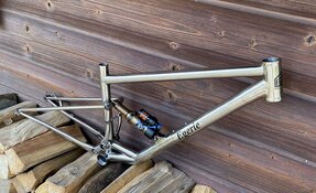 Cadre VTT Egerie tout suspendu en Titane et INOX Columbus XCR