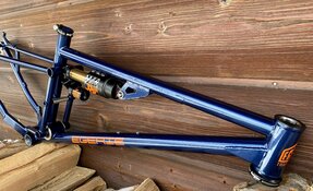 Cadre VTT enduro sur mesure en acier fabriqué en France