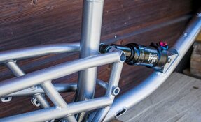 Cadre VTT tout suspendu All Mountain 32" en acier fabriqué en France