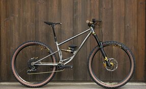 VTT ALL MOUNTAIN tout suspendu Titane et acier INOX fabriqué en France