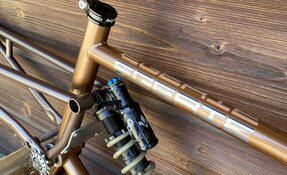 Cadre ENDURO HIGH PIVOT fabriqué en France - acier Reynolds 853 et 631
