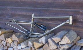 Cadre VTT Enduro en acier inoxydable Reynolds 921 fabriqué en France