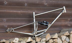 Cadre VTT Enduro en acier inoxydable Reynolds 921 fabriqué en France