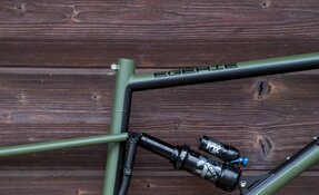 Cadre VTT Enduro en acier Reynolds 631, sur mesure fabriqué à la main en France