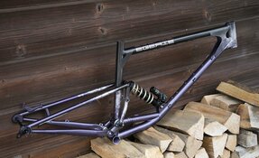Cadre Enduro 160mm en acier sur mesure fabriqué en France