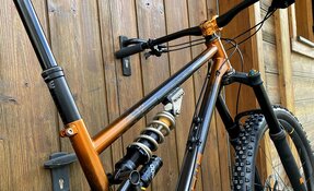 VTT enduro suspendu acier fabriqué en France - Columbus Zona