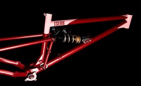 Cadre VTT Enduro 160mm en acier et sur mesure