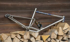 Cadre EGERIE ALLMOUNTAIN/ENDURO en Titane et acier INOX fabriqué en France
