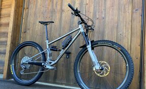 Prototype cadre VTT All Mountain - Trail - triangle avant Titane triangle (…)