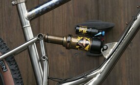 VTT ALL MOUNTAIN tout suspendu Titane et acier INOX fabriqué en France