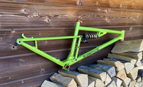 Cadre VTT enduro tout suspendu en acier fabriqué en France