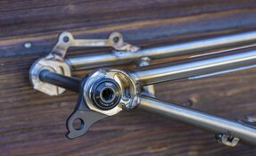 Cadre VTT Enduro en acier inoxydable Reynolds 921 fabriqué en France