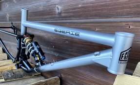 Cadre VTT all mountain - trail - 130mm - en acier fabriqué en France
