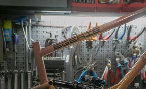 Cadre VTT Enduro en acier Reynolds 631, sur mesure fabriqué à la main en France
