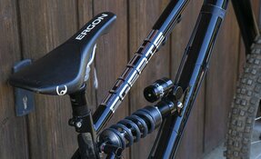 VTT de Descente / DH en acier et à boite de vitesse PINION, fabriqué en France