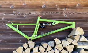 Cadre VTT enduro tout suspendu en acier fabriqué en France
