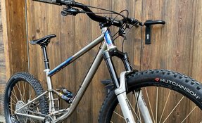 VTT EGERIE tout suspendu Titane et acier INOX fabriqué en France
