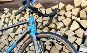 Vélo Gravel complet en acier sur mesure, made in France