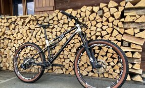 Cadre VTT Enduro 160mm en acier et sur mesure - Columbus Zona