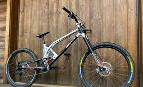 VTT Descente façon "SUNN RADICAL PLUS 1999" - montage complet Paul (…)