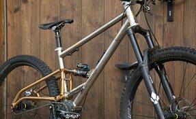 VTT Enduro à Boite de vitesse - Titane/Crmo - fabriqué en France
