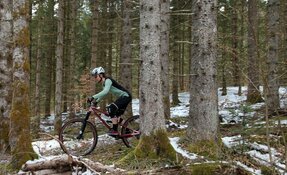 VTT Enduro 135-158mm de débattement - en acier sur mesure - fabriqué en France